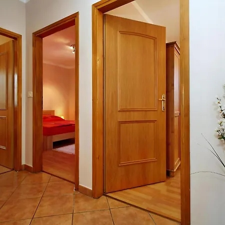 Familienfreundliches Mit Pool Holiday home Buje